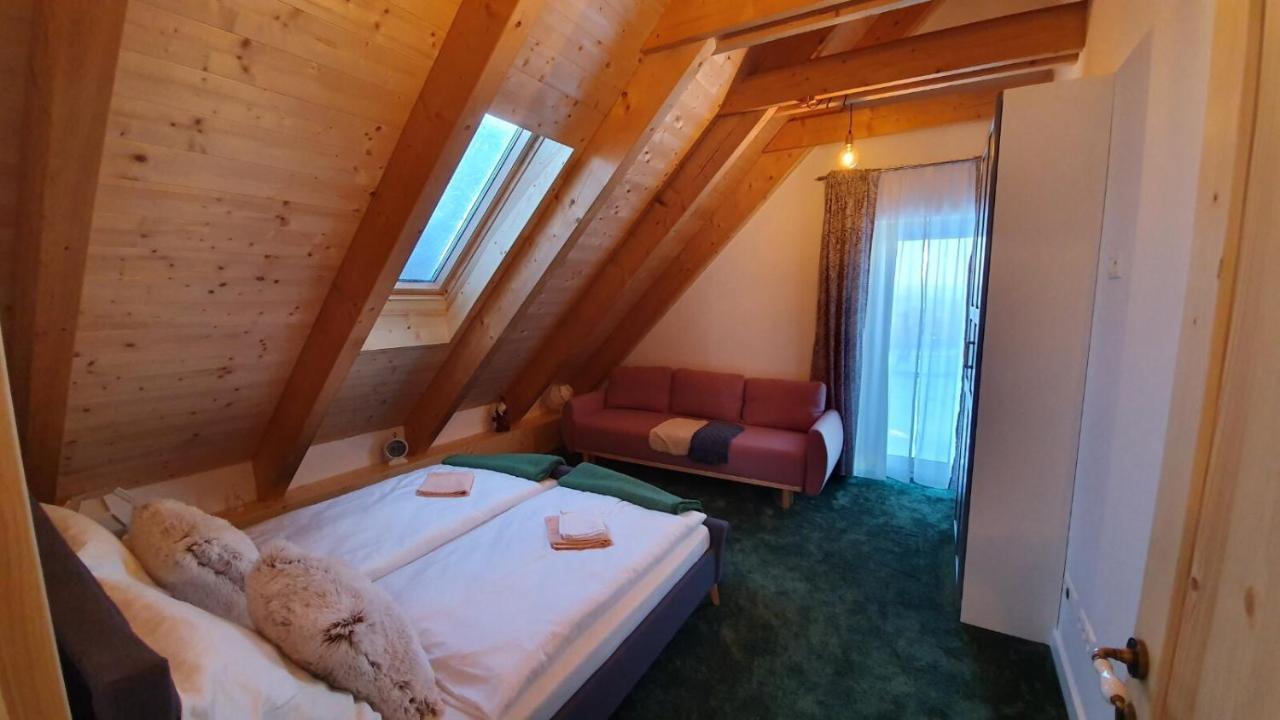 Vila Lesna House With A Garden 2 Minutes From The Center Of The Tatras Nova Lesna Ngoại thất bức ảnh