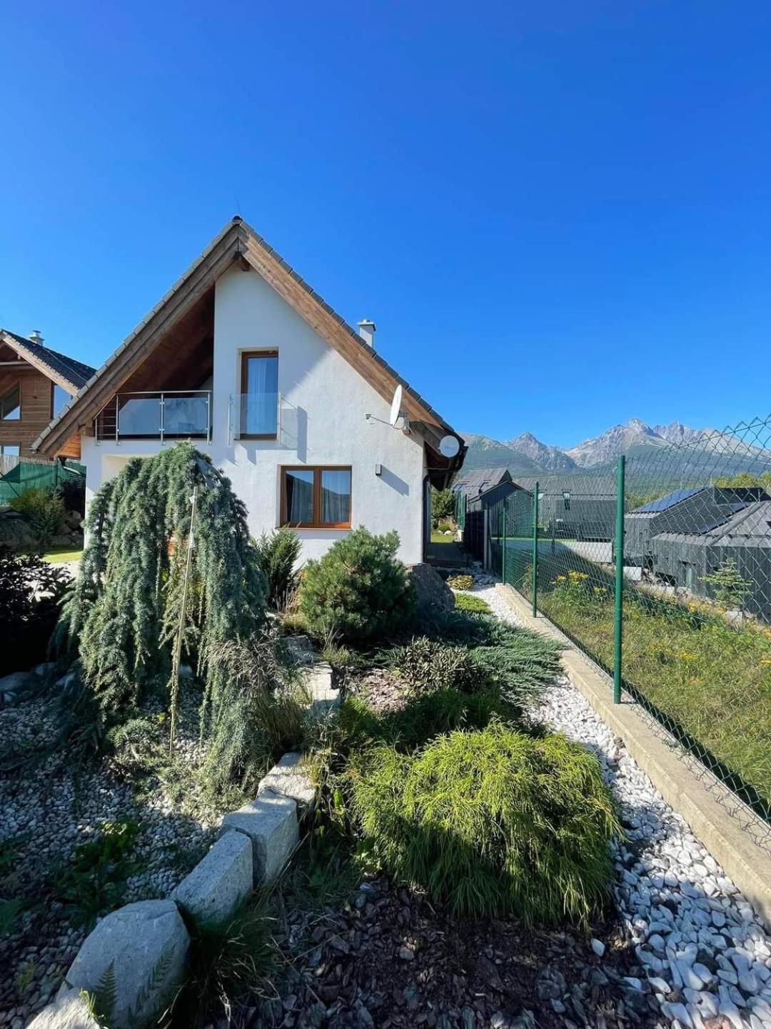 Vila Lesna House With A Garden 2 Minutes From The Center Of The Tatras Nova Lesna Ngoại thất bức ảnh